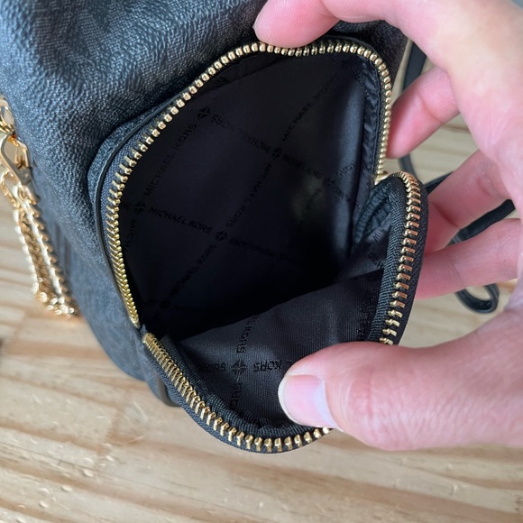 🌼Michael Kors Backpack - Picture 11 of 15